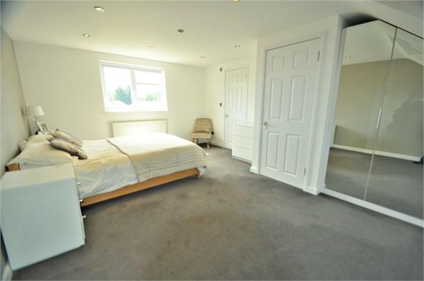 Aberdare Gardens, Mill Hill
